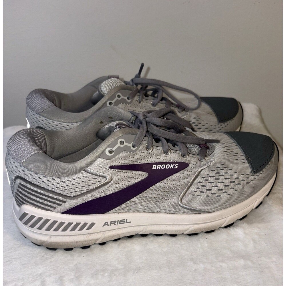 Brooks Ariel 20 Oyster Grape Sz 8